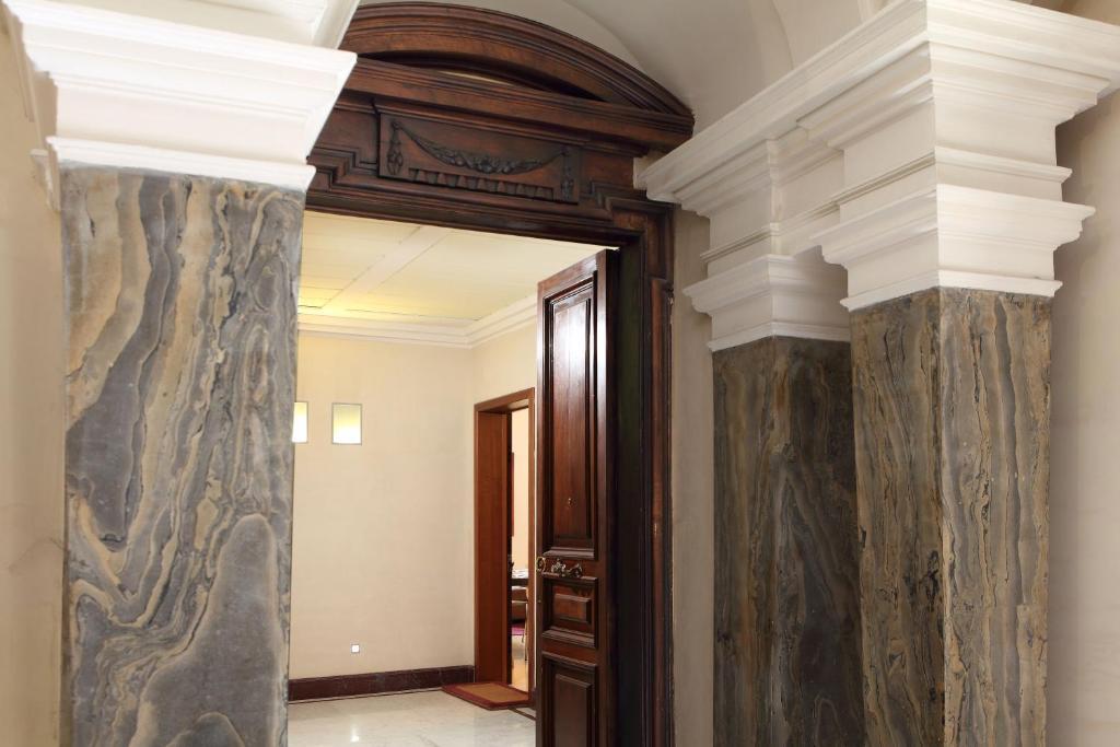 Dimora Storica Palazzo Marescalchi Belli Apartment Rome Room photo